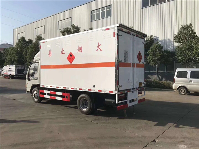 江淮氣瓶運(yùn)輸車價格.jpg
