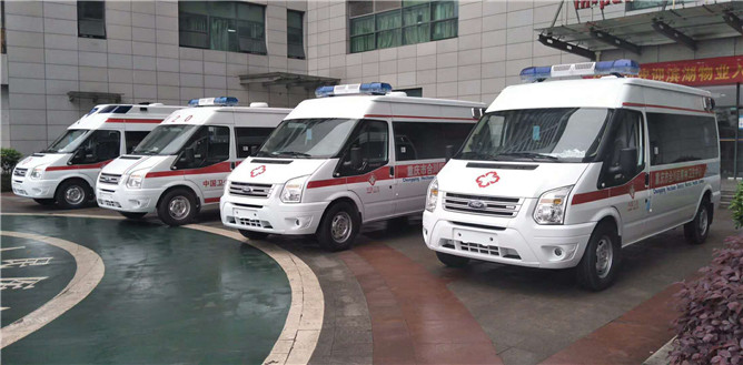 福特V348監(jiān)護(hù)救護(hù)車.jpg